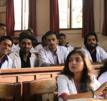 Om-Shanthi-Oshana-Malayalam-Movie-Stills-2